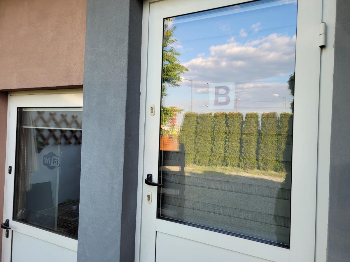 Sebar Hotel Gorzyce Kültér fotó