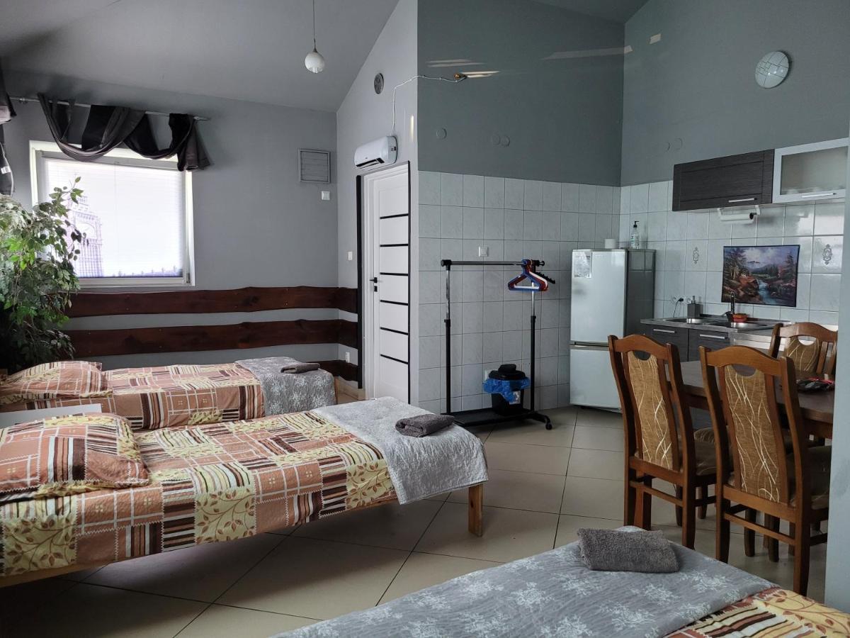 Sebar Hotel Gorzyce Kültér fotó