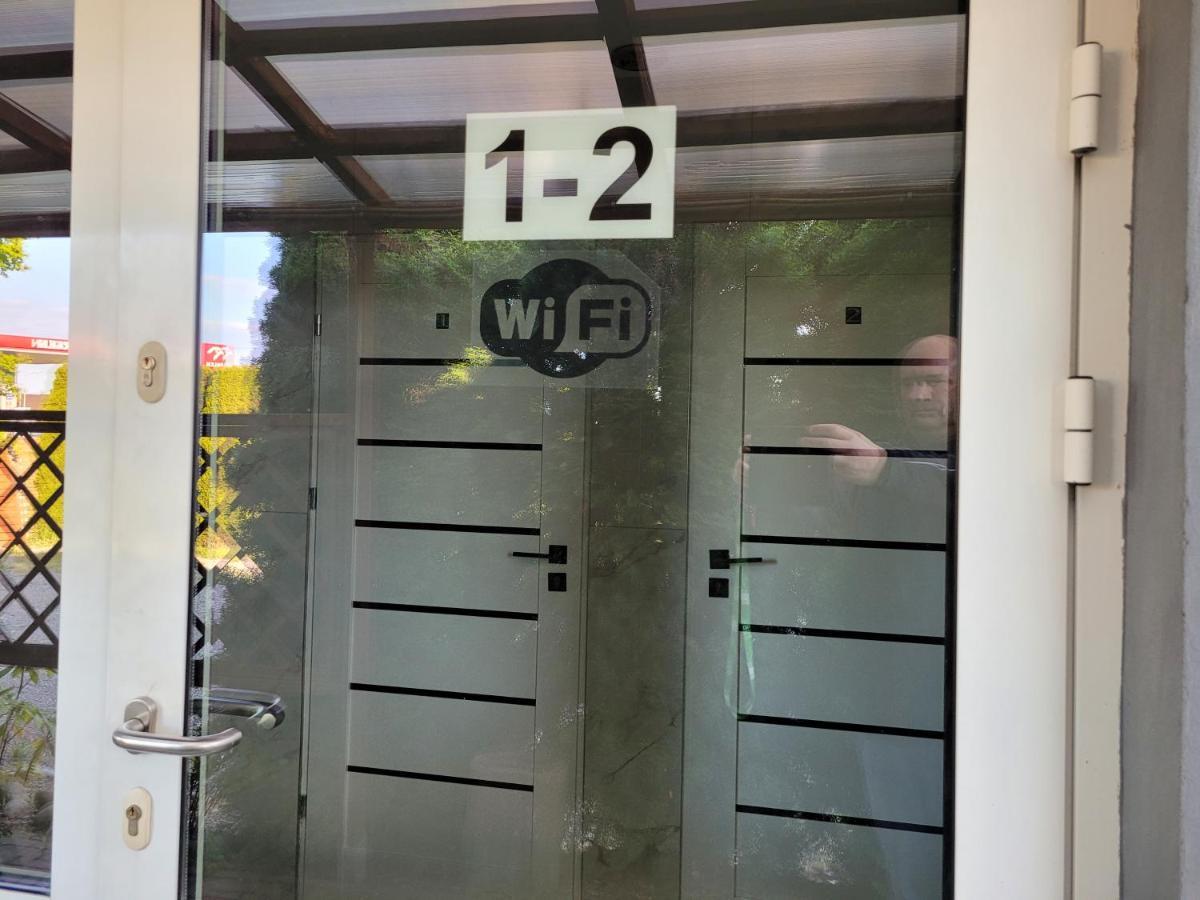 Sebar Hotel Gorzyce Kültér fotó